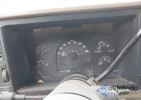 1988 Chevrolet Gmt-400 C1500 из США, поврежденный, VIN 1GCDC14K2JZ120387